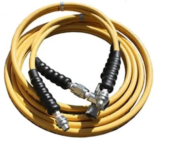 boukal1-3050107
