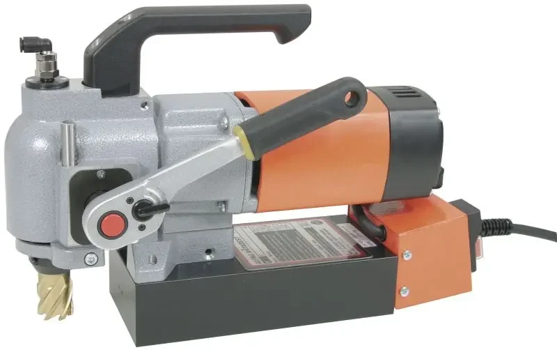 boukal1-3050134