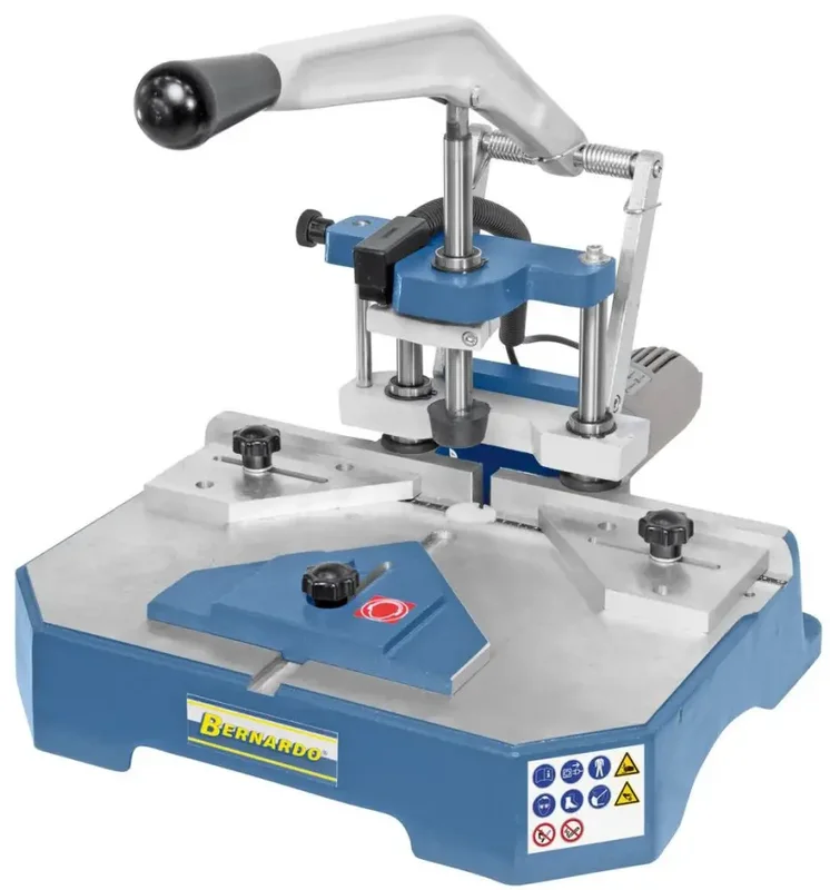 boukal1-3131510